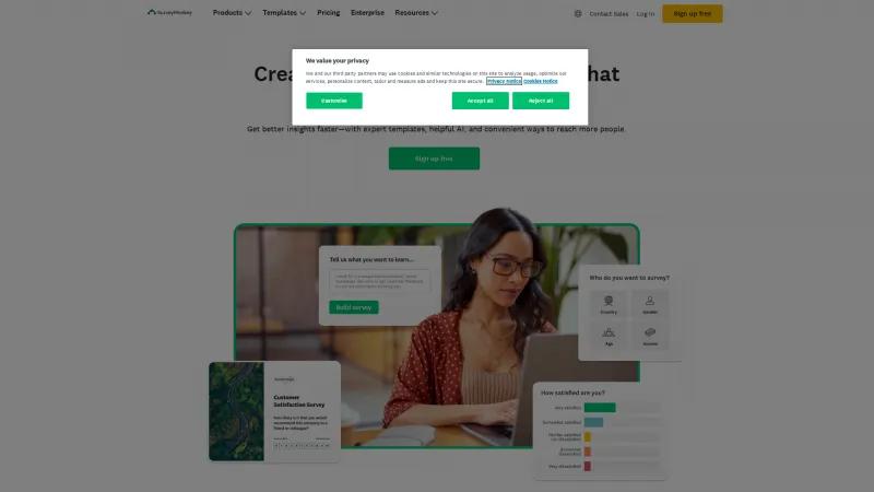 Homepage of SurveyMonkey