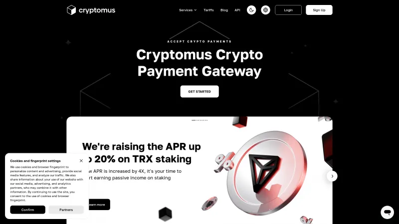 Homepage of Cryptomus